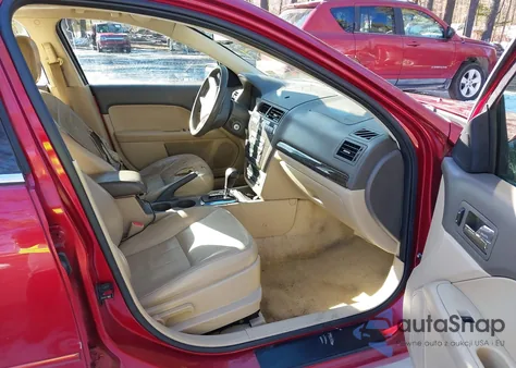 2009 Mercury Milan V6 Premier from USA, damaged, VIN 3MEHM08139R624097